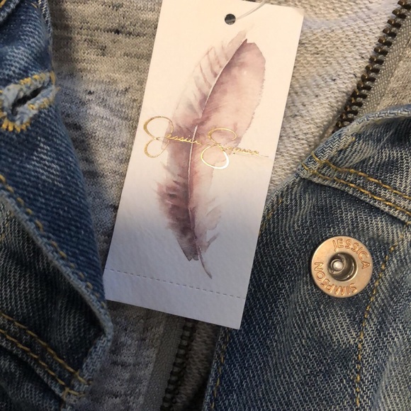 Jessica Simpson - Picture 3 of 3